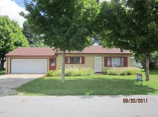 221 N Greeley St, Mulberry, IN 46058