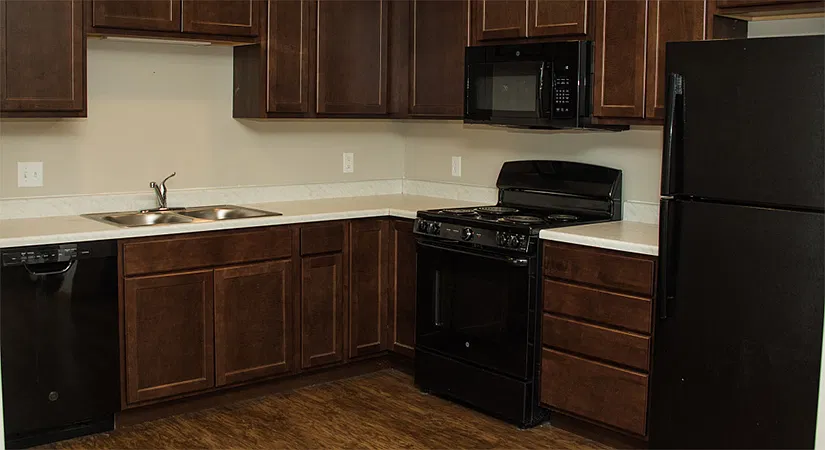Green River Apartments — Photo 3