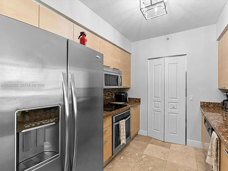 350 SE 2nd St #980 — Photo 21