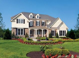 48 Long Meadow Dr, South Windsor, CT 06074