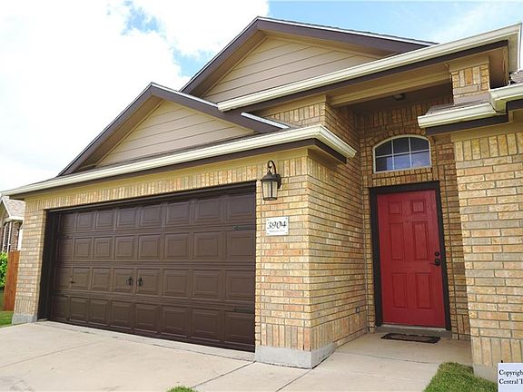 3rd image of 3904 Wensledale Dr