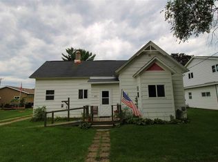 128 E South Lake St, Hancock, WI 54943