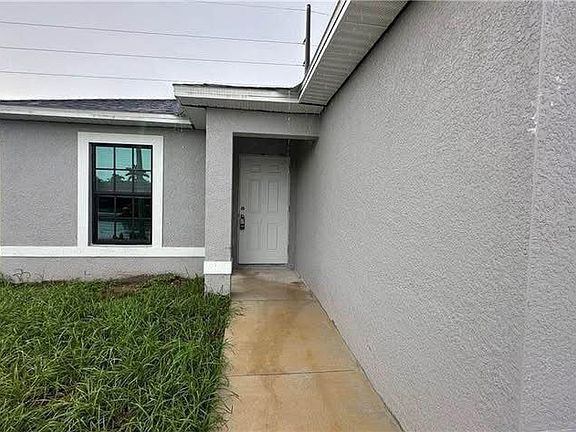 2nd image of 217 Cape Coral Pkwy W