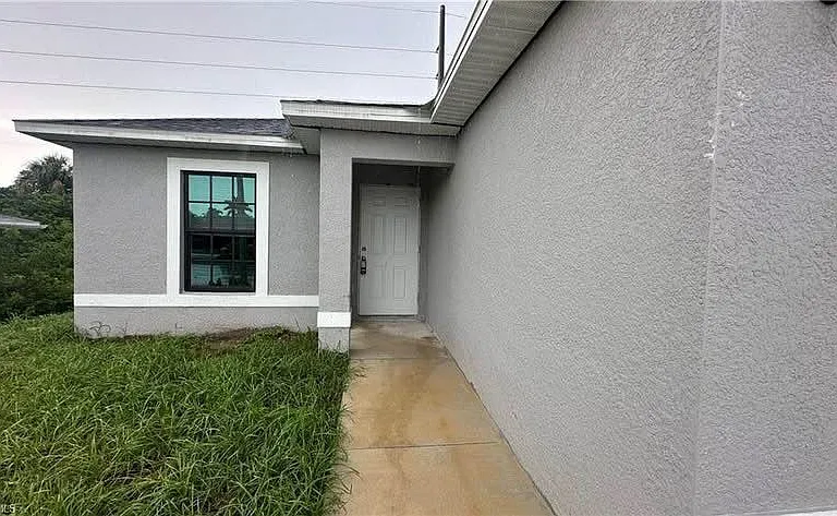 217 Cape Coral Pkwy W #217 — Photo 2