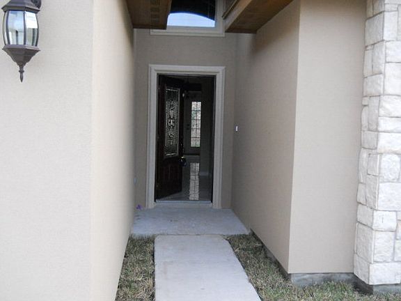 2nd image of 3171 Calle Columbia