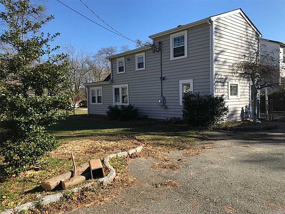 2nd image of 26 Lakeview Dr