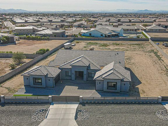 2nd image of 20207 W Whitton Court