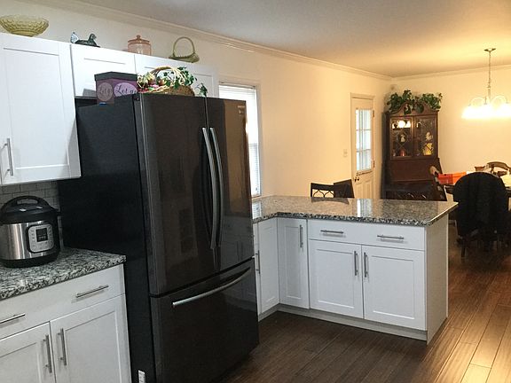 3rd image of 2504 Needles Ct