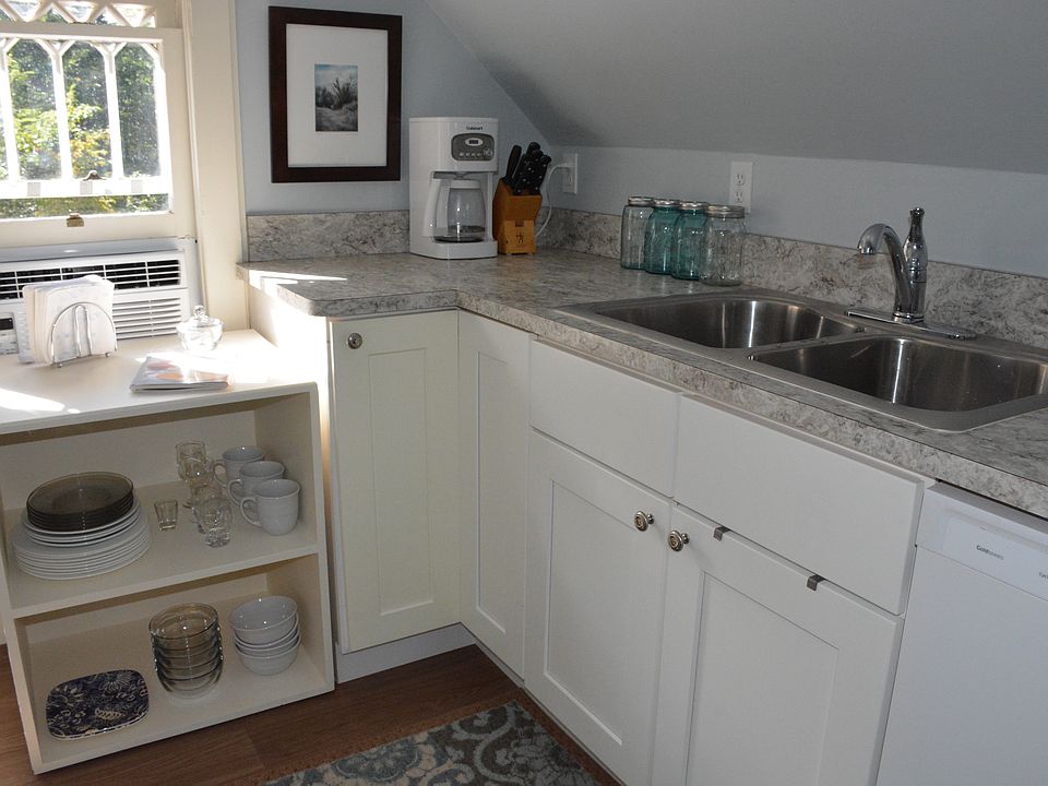 1st image of 2090 Evergreen Road # Fl 3rd