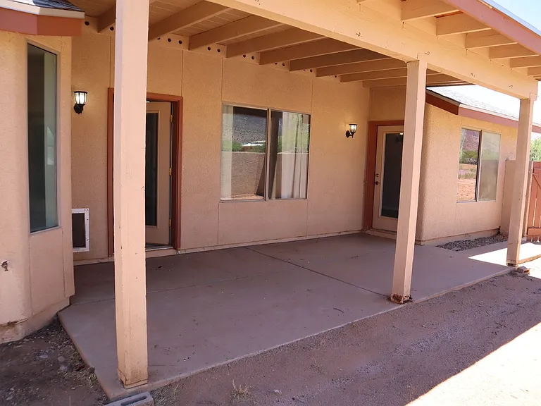 5717 E Calle De La Fresa — Photo 32