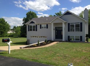 1946 Janet Ln, Pacific, MO 63069