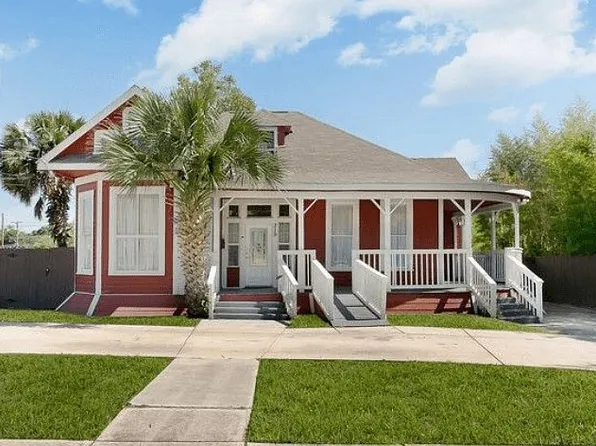 319 E Courtland Pl, San Antonio, TX 78212