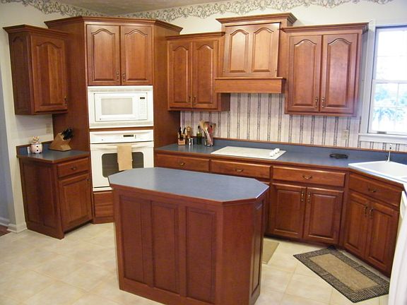 5th image of 225 Pineview Dr