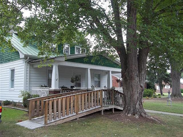 1st image of 1219 Peach Ave