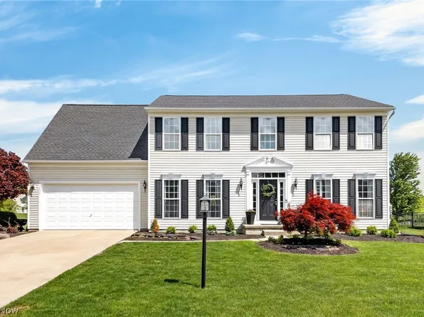 37830 Stoney Lake Dr, North Ridgeville, OH 44039