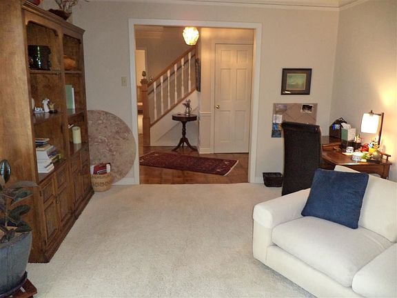 3rd image of 2391 Yester Oaks