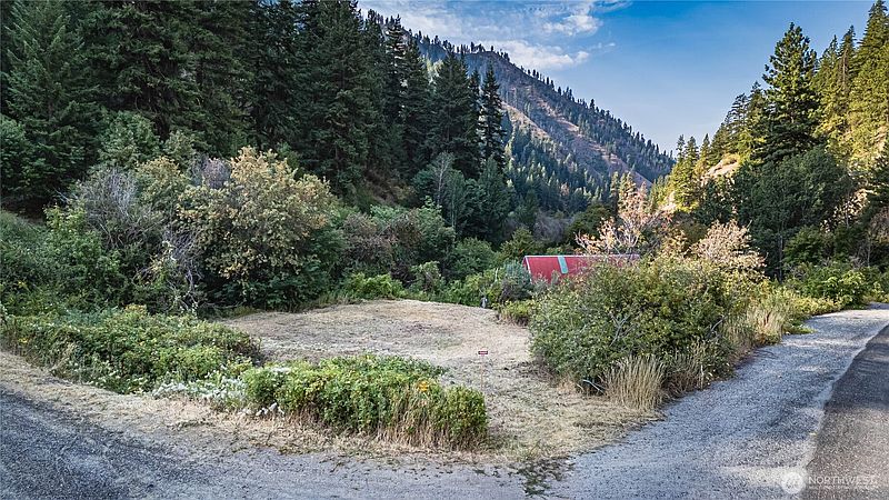 3rd image of 8979 Olalla Canyon Road
