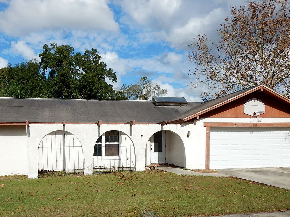 1st image of 1402 Gulfwood Ct