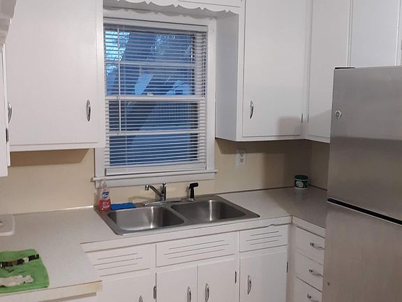 4th image of 234 North Dr