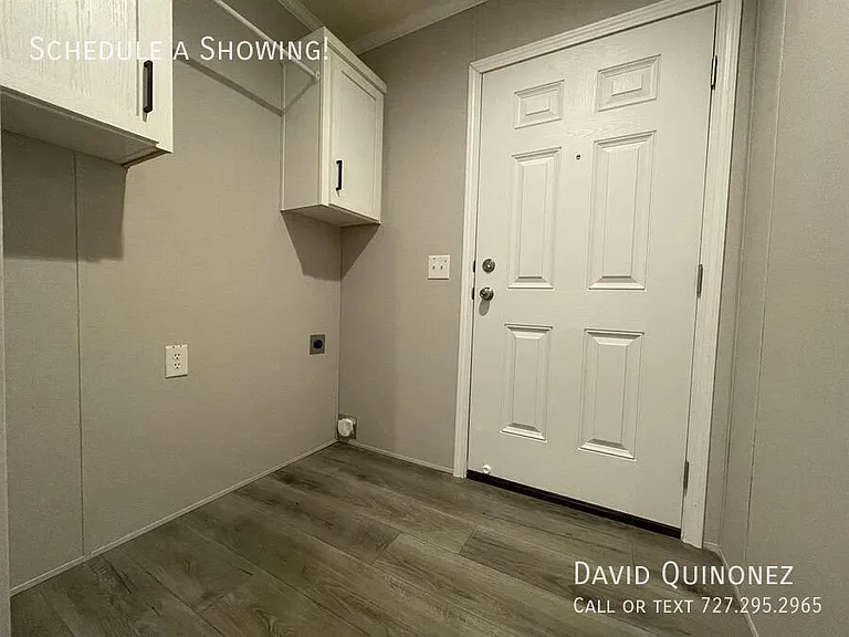 701 W Mill St #195 — Photo 10