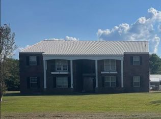 Colonial Apartments, Aberdeen, MS 39730
