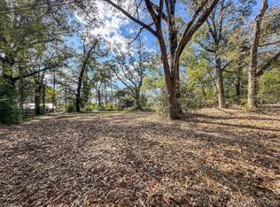 104 E Register Ave, Geneva, AL 36340