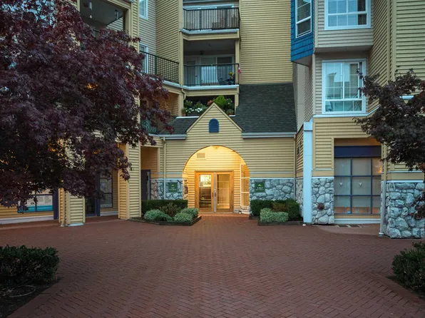 1363 56th St #205, Delta, BC V4L 2P7