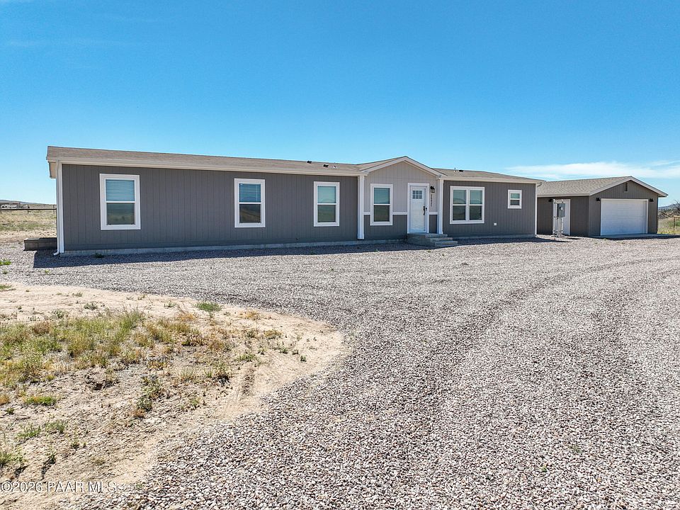 1st image of 26827 N Chicory Way