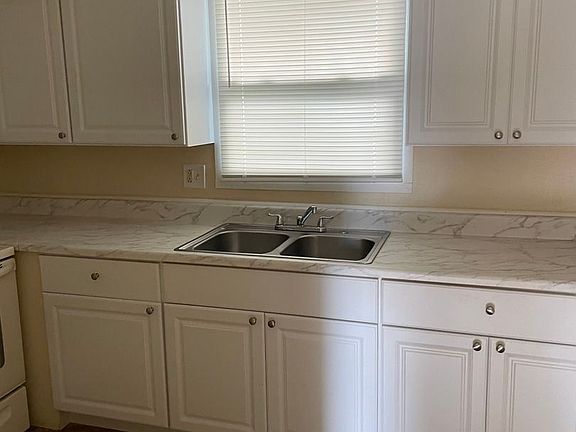 5th image of 1700 22nd St S Unit 4