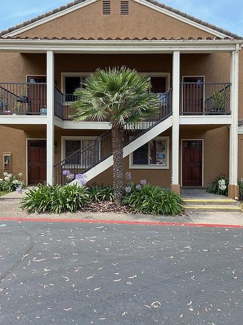 Front of unit, #114 First floor on right. Near Via Alicante and Gillman.