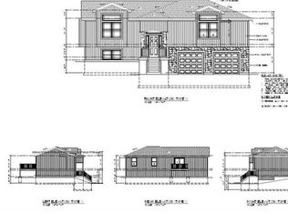 21411 Noble St, Spring Hill, KS 66083