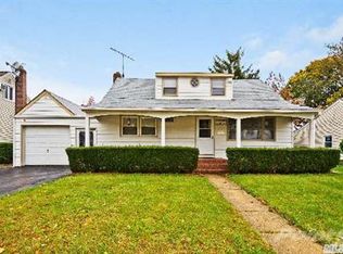 117 Bethpage Rd, Hicksville, NY 11801