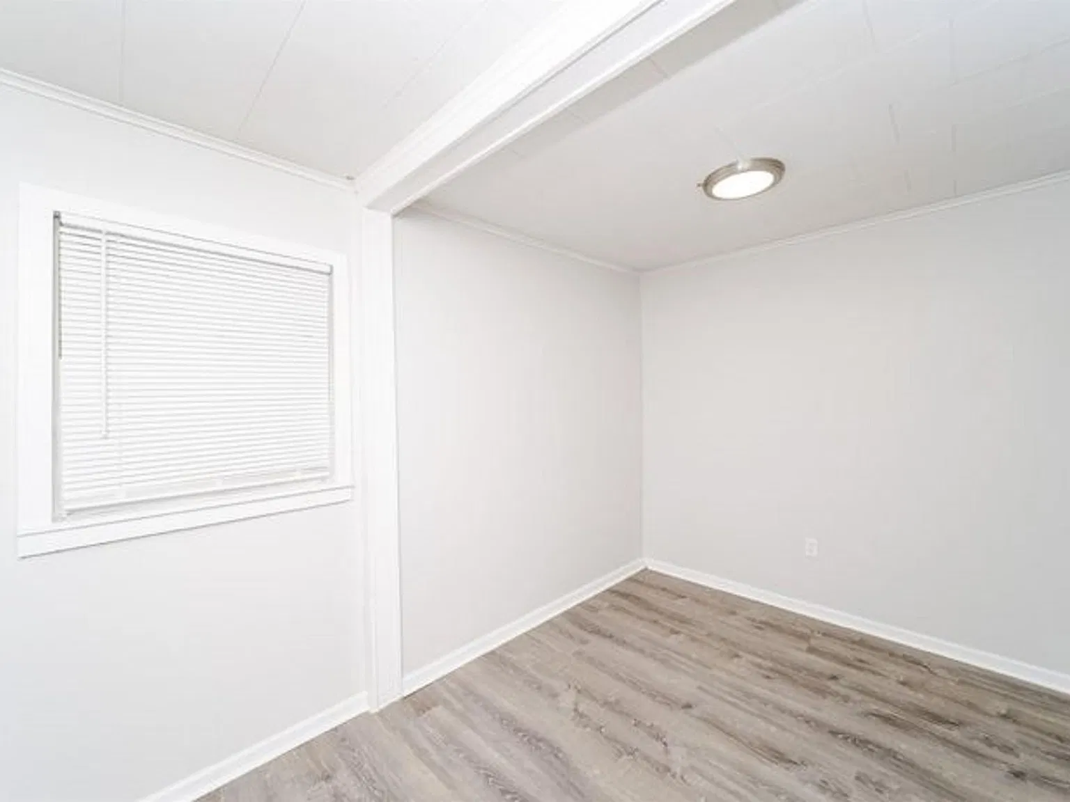 169 Hutton St - Unit... — Photo 2