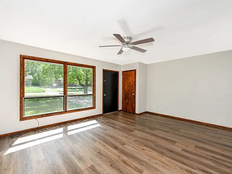 3287 Delray Ave NW — Photo 23