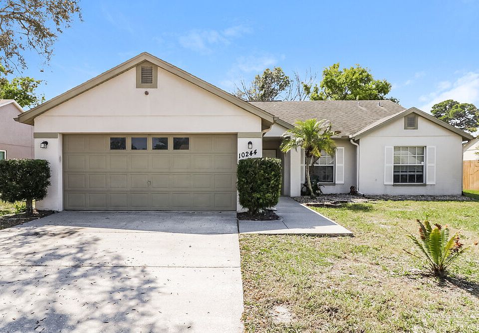 1st image of 10244 Rainbow Oaks Dr