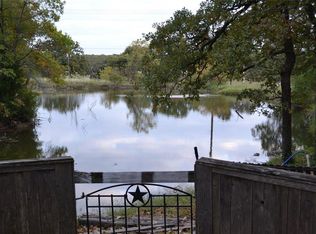 124 Deerskin Ln, Springtown, TX 76082