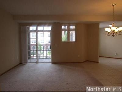4th image of 2550 38th Ave NE Unit 209