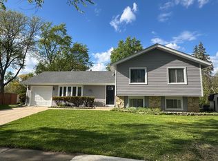1812 Downey Ct, Hanover Park, IL 60133
