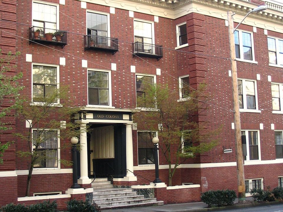 1st image of 615 Boren Ave APT 17