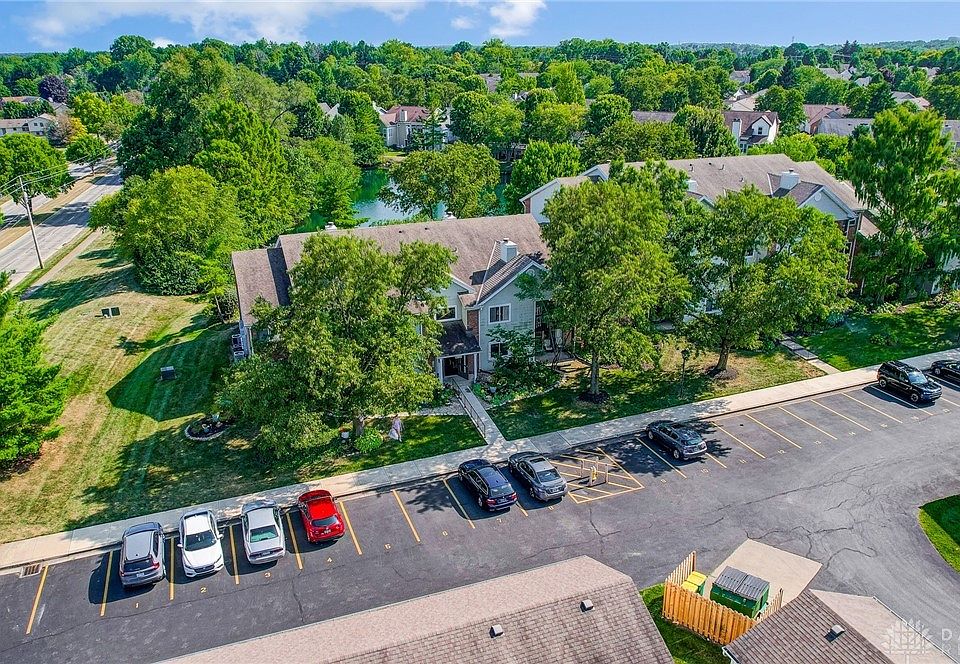 1st image of 1520 Lake Pointe Way APT 2