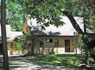 W1902 Forest Ave, Green Lake, WI 54941