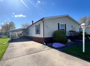 169 Ashwood Dr, Elyria, OH
