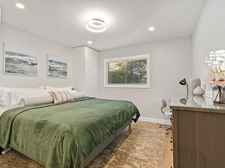 1027 Haven Ave — Photo 19