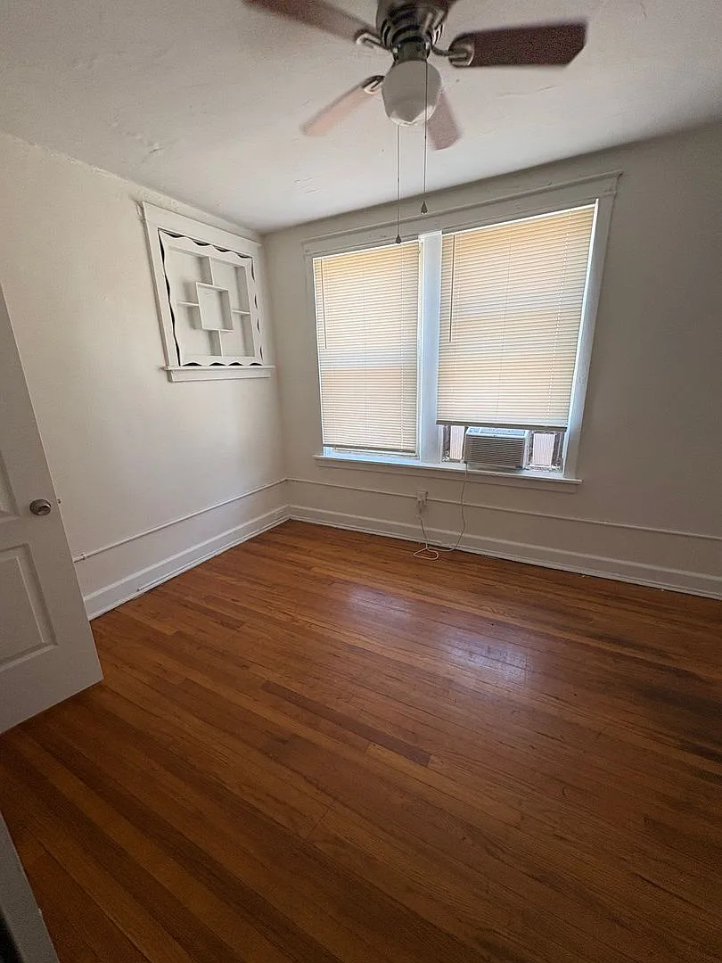 3702 S. Broadway — Photo 4