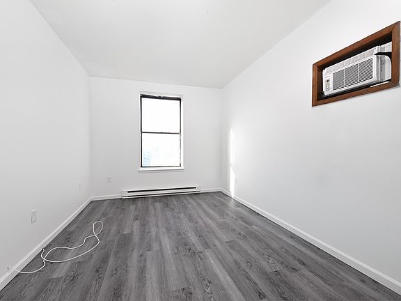 4th image of 415-417 Central Ave #4R