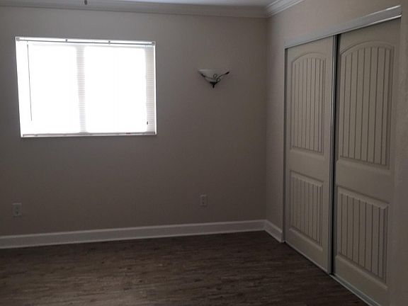 5th image of 1065 N Montego Bay Dr