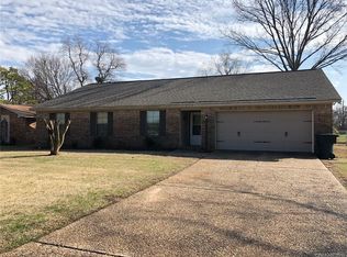 200 Benoist Cir, Bossier City, LA 71111