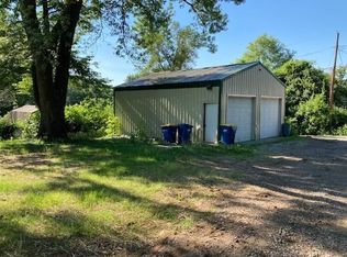 621 Richfield Rd, Liberty, MO 64068