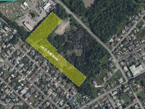 2 Casey Ave, Old Forge, PA 18518