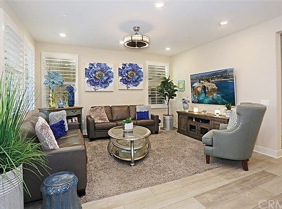 4th image of 163 Garcilla Dr